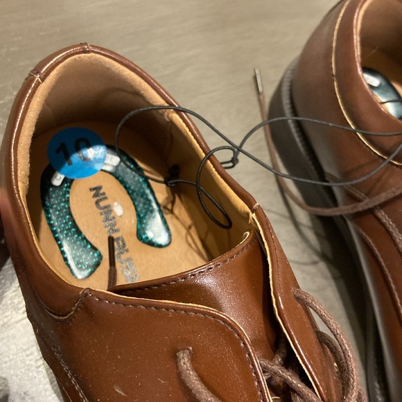 Nunn Bush Tan Oxfords